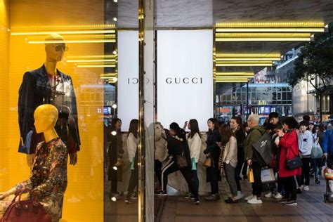 why arent people buying gucci